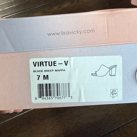 Lisa Vicky NWT Black Leather Block Heel Mules Size 7 or 7.5 - Picture 6 of 7